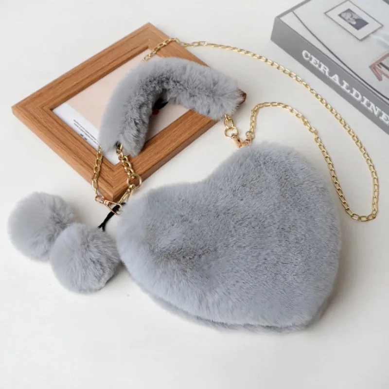 Plush Heart-shaped Faux Fur Women's Novelty Handbag