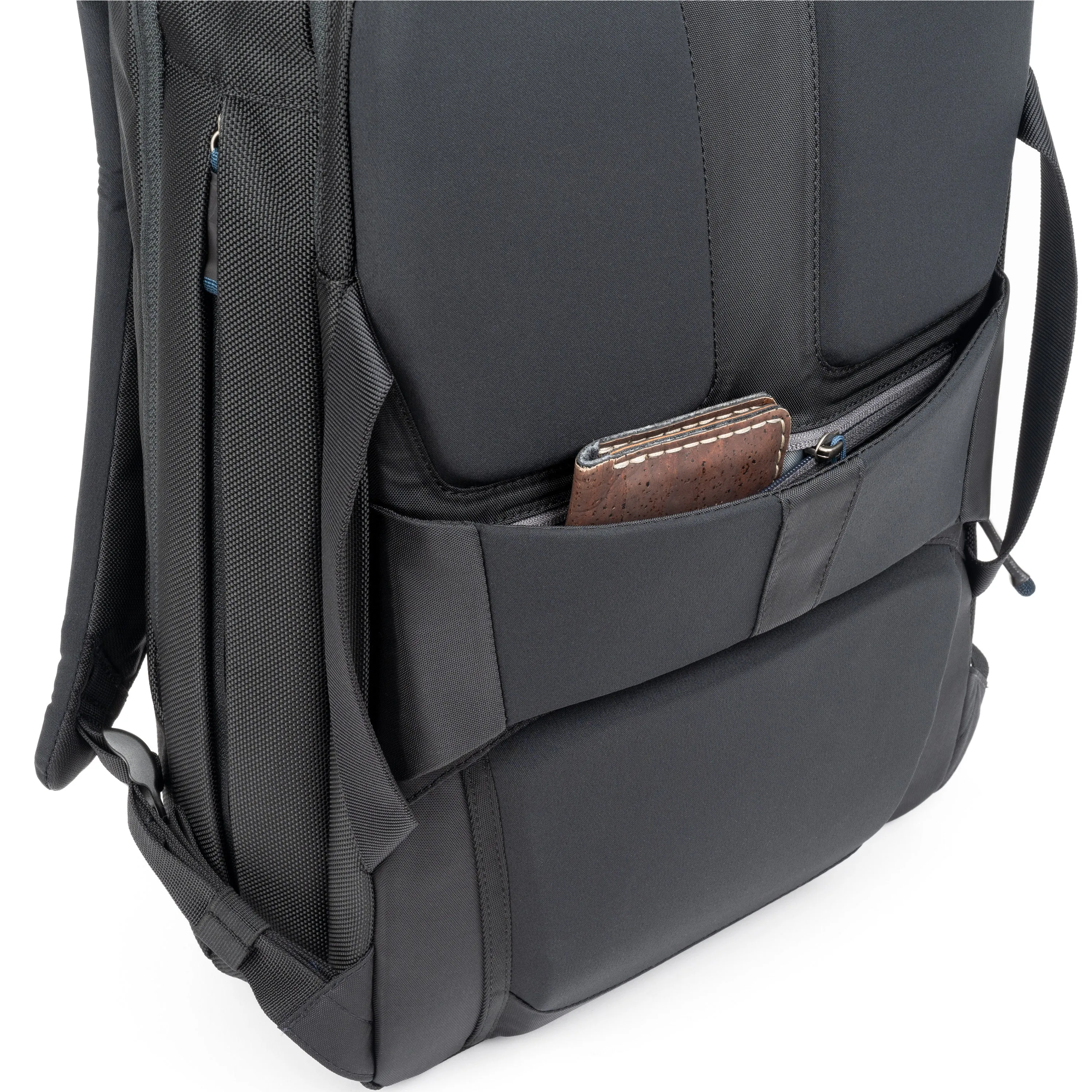 Venturing Observer Travel Roller & Backpack Bundle